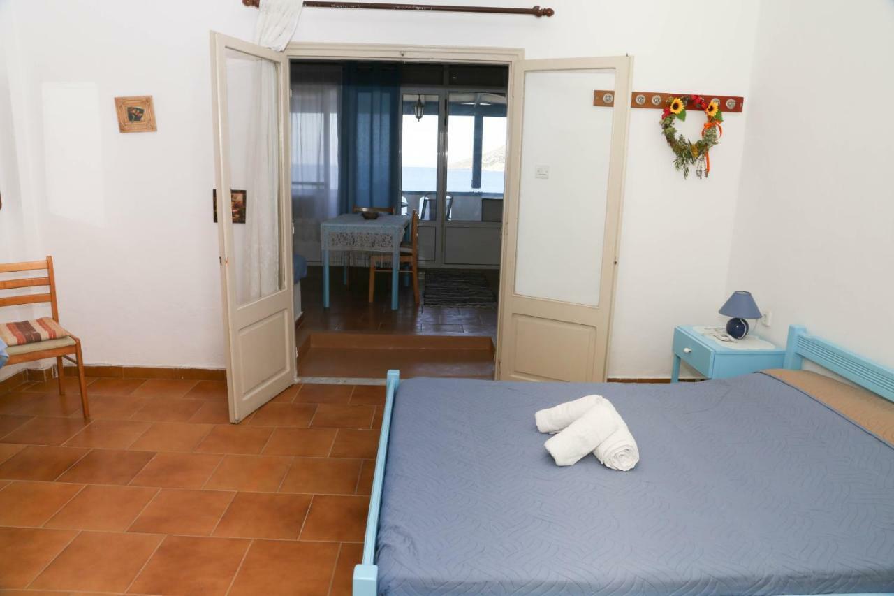 Tony'S Rooms Алинда Екстериор снимка