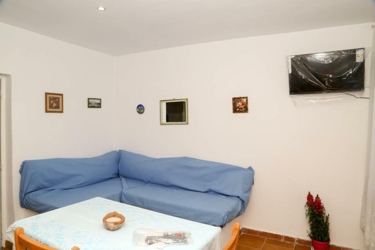 Tony'S Rooms Алинда Екстериор снимка