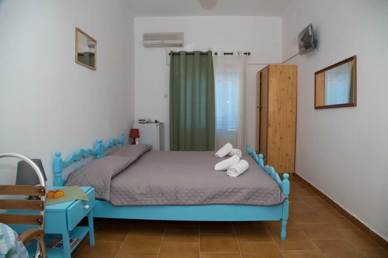 Tony'S Rooms Алинда Екстериор снимка